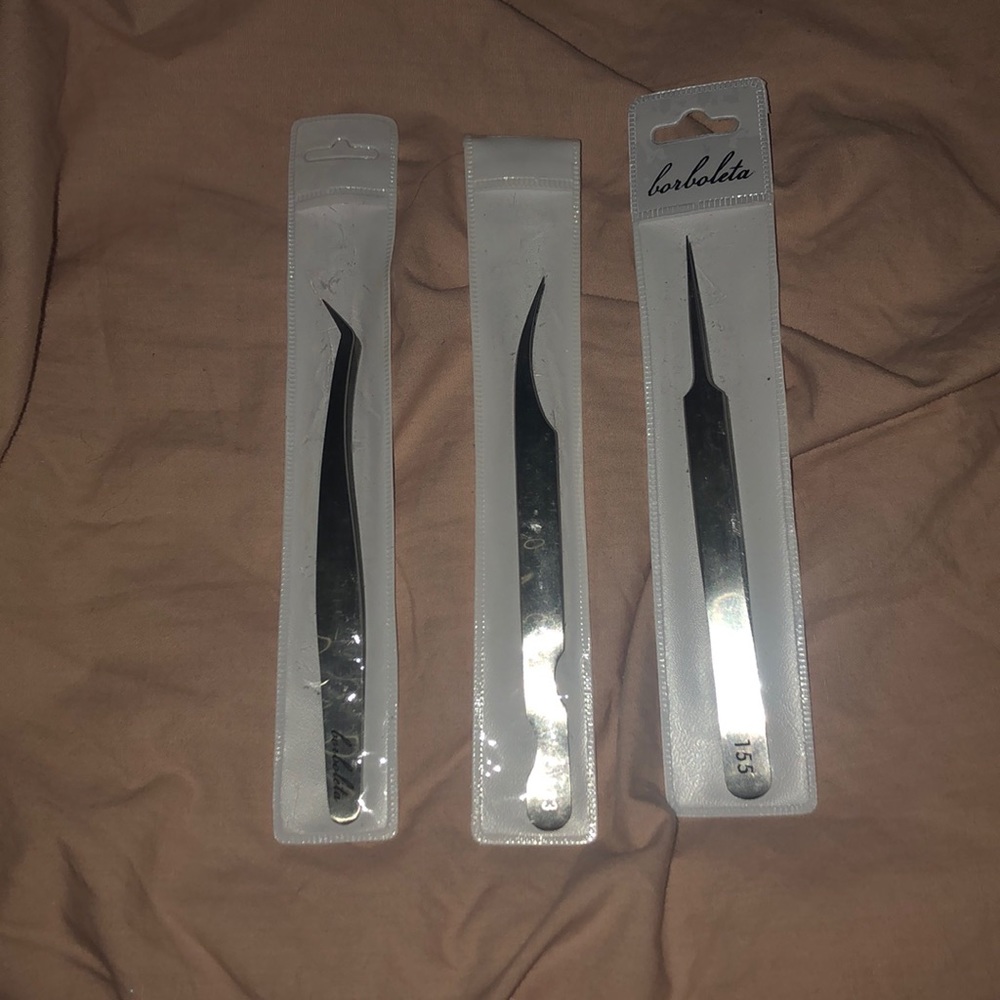 Set of Borboleta tweezers